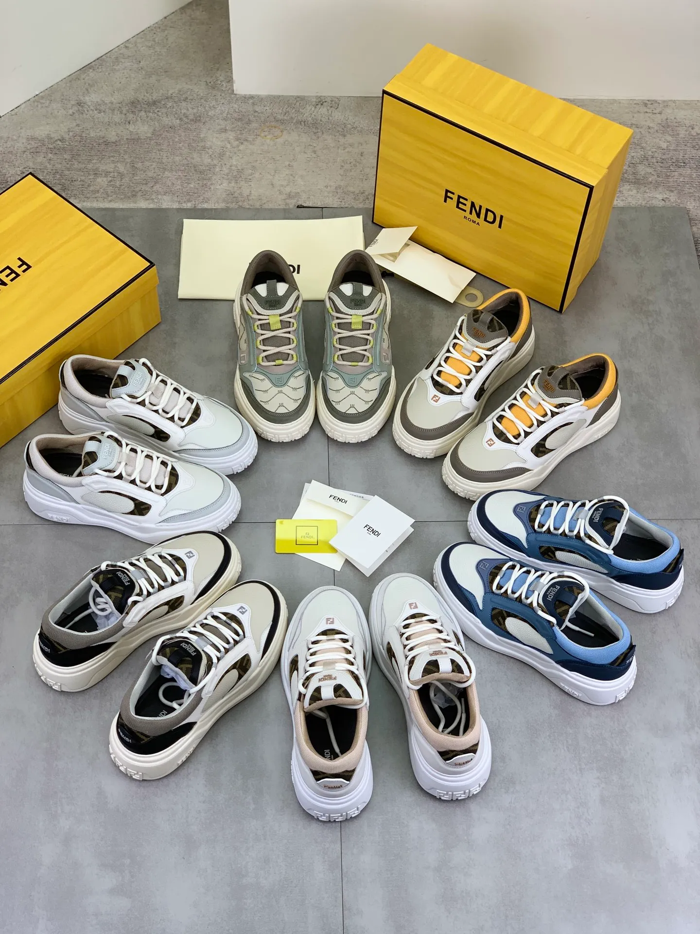 Men's Men's Shoes 💰P800 New Style 💰💎💎💎Summer Hot Style [FENDI Fendi] Top Version 🆕New slip-on sneakers, wavy soles engraved with original words. Embossed Fendi Flow lettering on the heel. The upper is made of high-end calfskin and breathable materials. Original lining with tone-on-tone details decorated with innovative handcrafting techniques. Ultra-light and wear-resistant TPU and IP foam soles, overall lightweight and comfortable. Size:39-44 (38 45 can be customized)